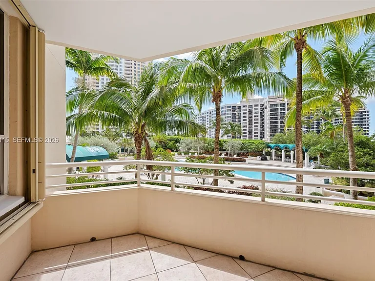 888 Brickell Key Dr #609 — Photo 22