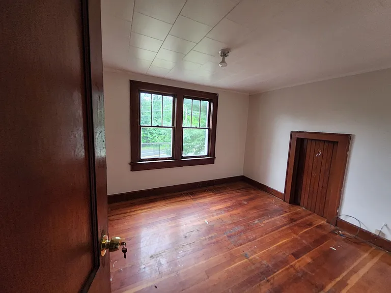 154 Orange Ave — Photo 10