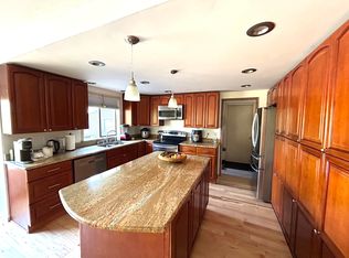 27505 NE 20th Pl, Redmond, WA 98053