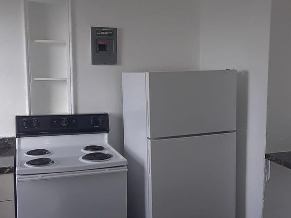 5th image of 2300 W Flagler St APT 12