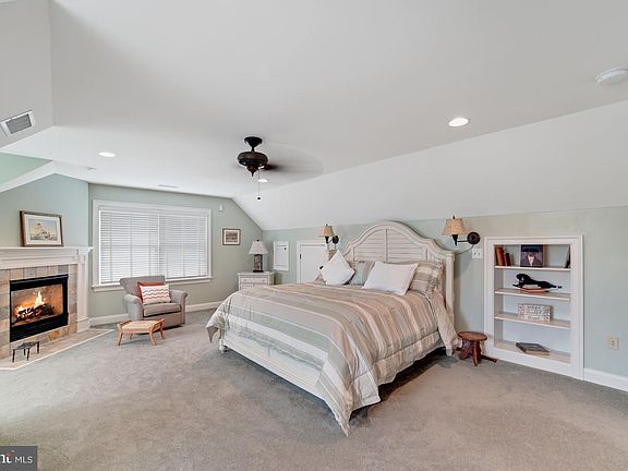 4th image of 13951 Woodens Ln