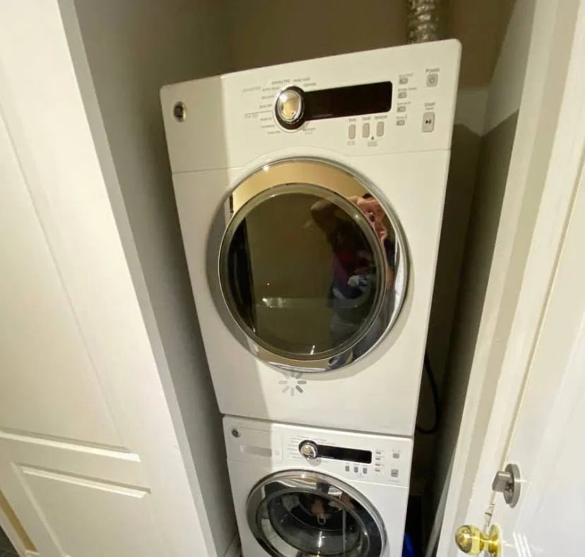 1 bed, $1,000 — Photo 1