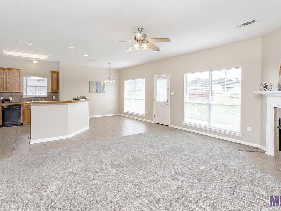 1st image of 23898 Southpoint Dr
