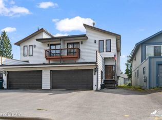 714 Fischer Ave, Anchorage, AK 99518