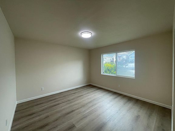 5th image of 547 Grand Ave #4