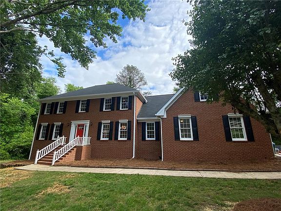 2nd image of 2635 Delridge Dr