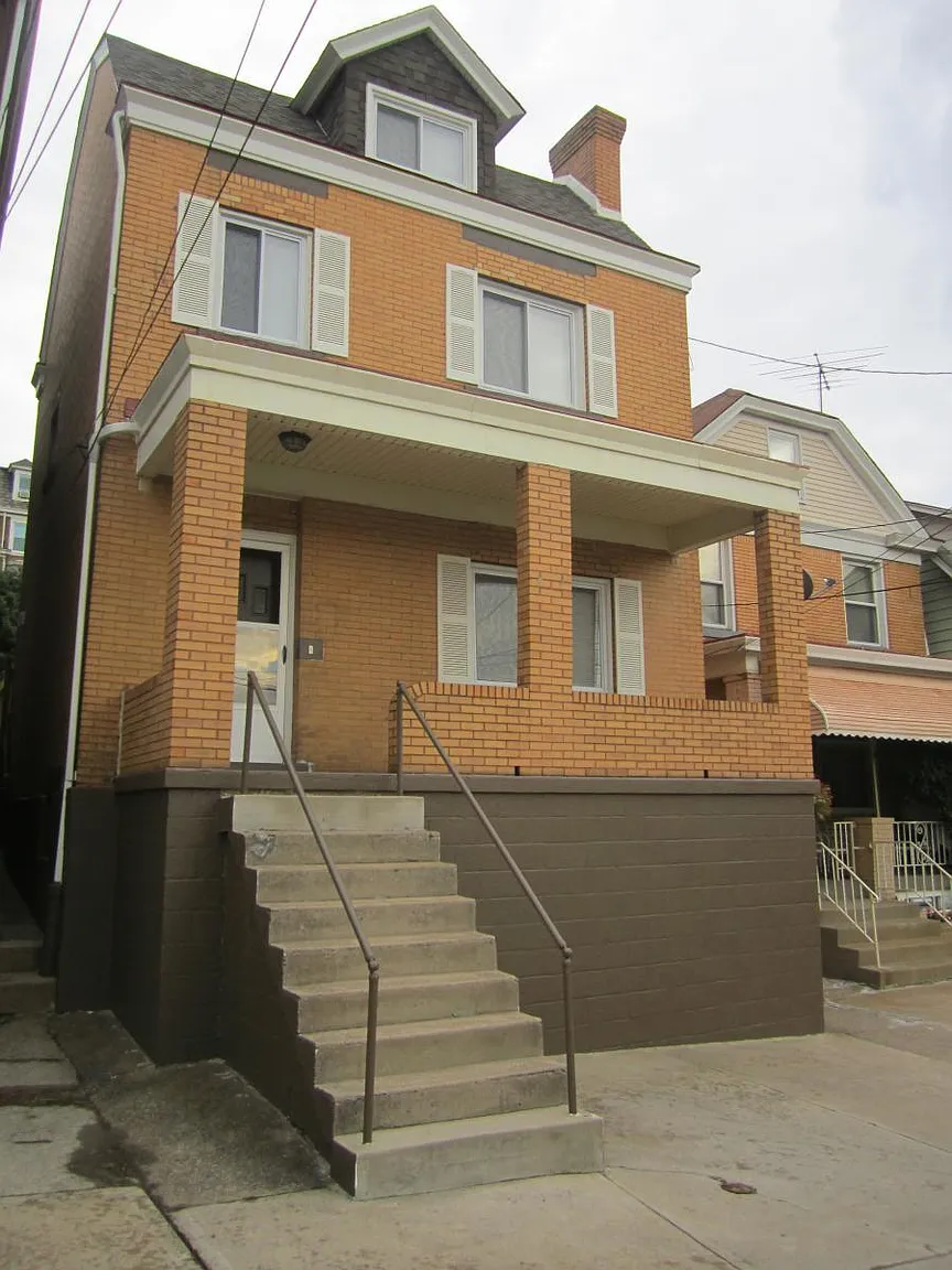 101 Westwood St photo 1