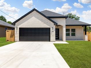 2031 Langston St, Fort Worth, TX 76105