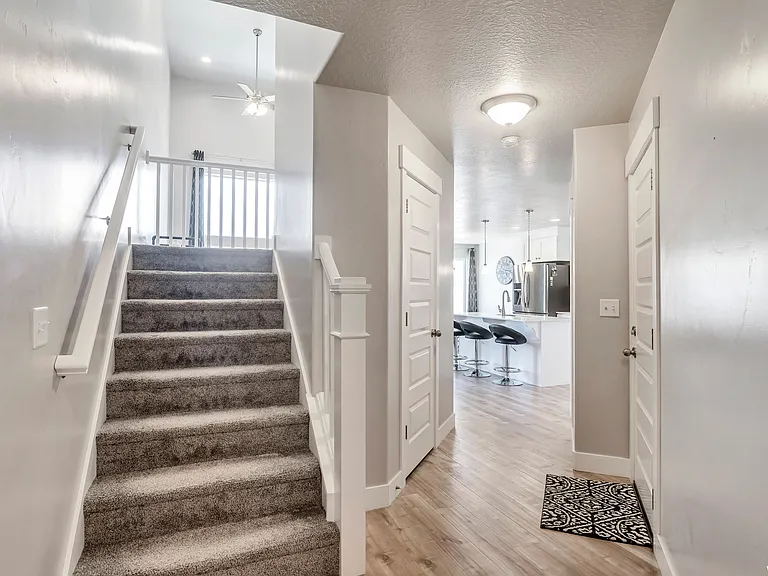 4873 W Pillar Dr — Photo 6