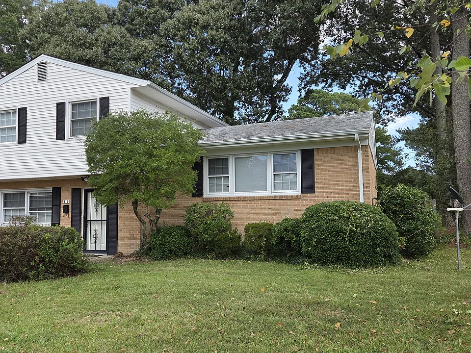 816 Benjamin Pl