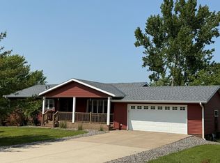 9808 Jenny Ln, Saint Joseph, MN 56374