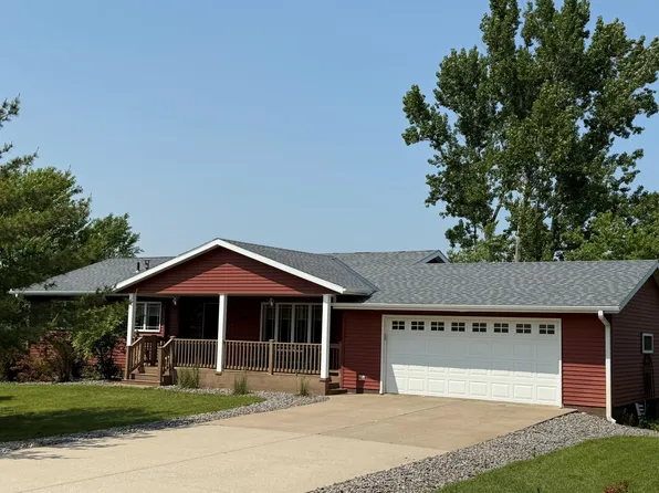 9808 Jenny Ln, Saint Joseph, MN 56374