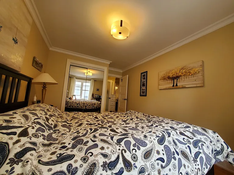 21 Love Cres #MAIN FLOOR — Photo 28