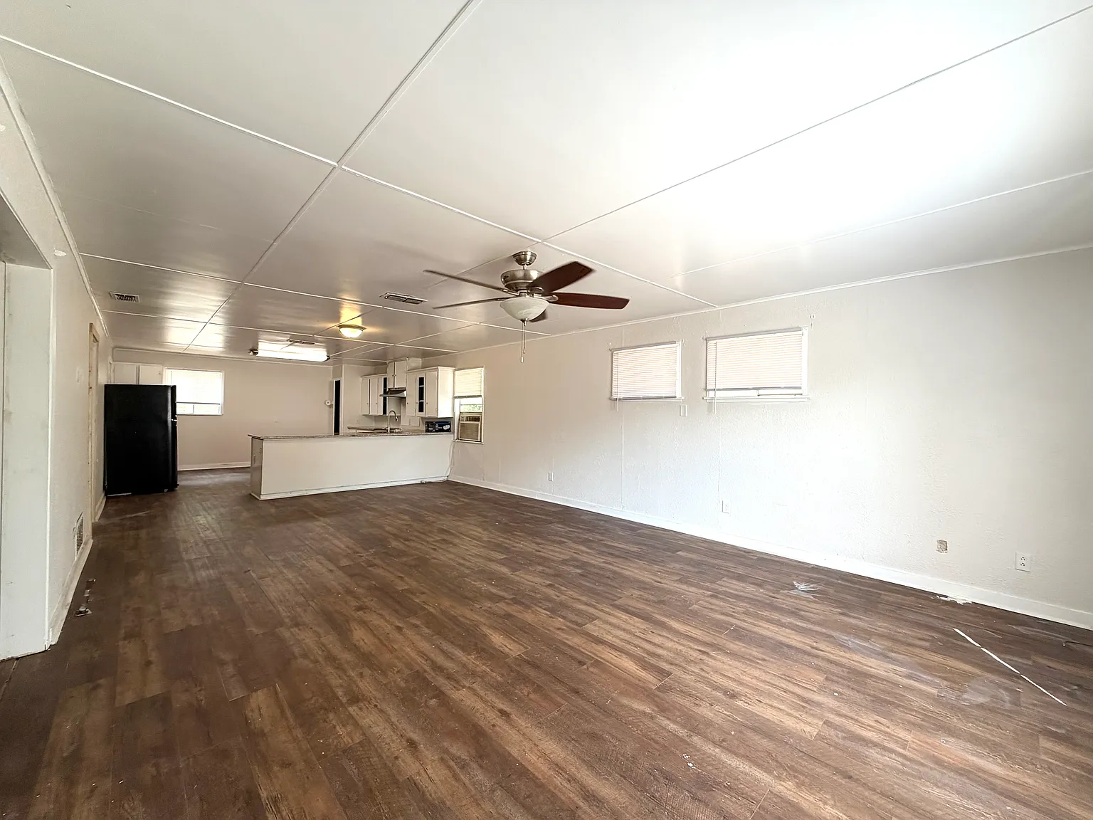 3 bed, 1460 sqft, $1,550 — Photo 3