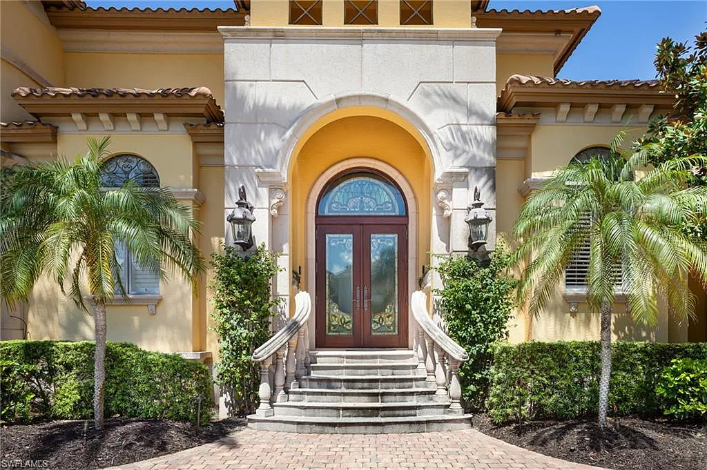 4 bed, 5.5 bath, 4669 sqft, $55,000 — Photo 4