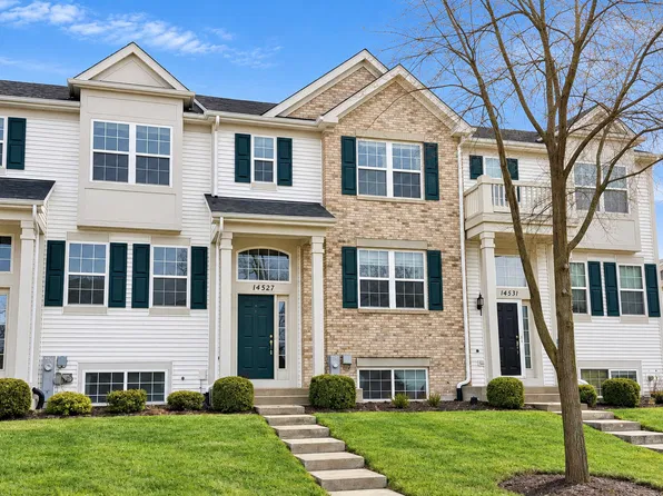 14527 Patriot Square Dr E, Plainfield, IL 60544