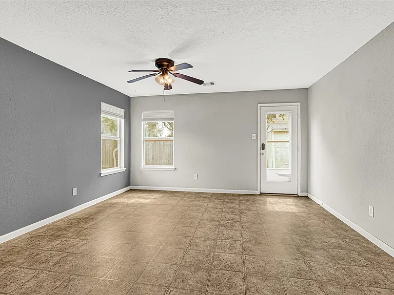 7715 Sagemark Ridge Dr — Photo 17
