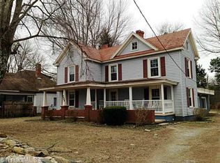 7323 Shadyside Dr, Summerfield, NC 27358