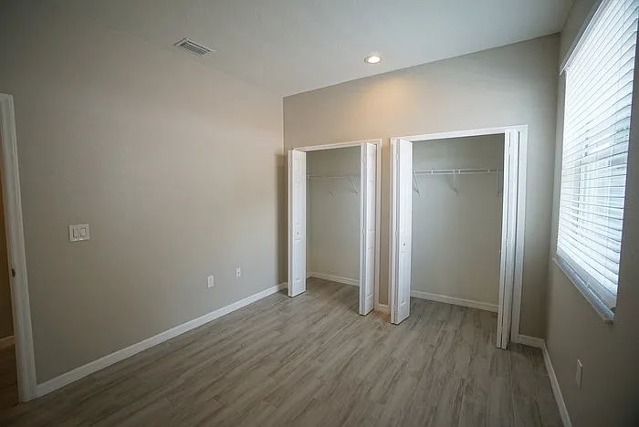4104 N Thatcher Ave #B — Photo 13
