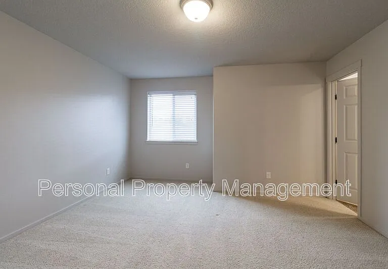 1311 NE 82nd Way — Photo 17
