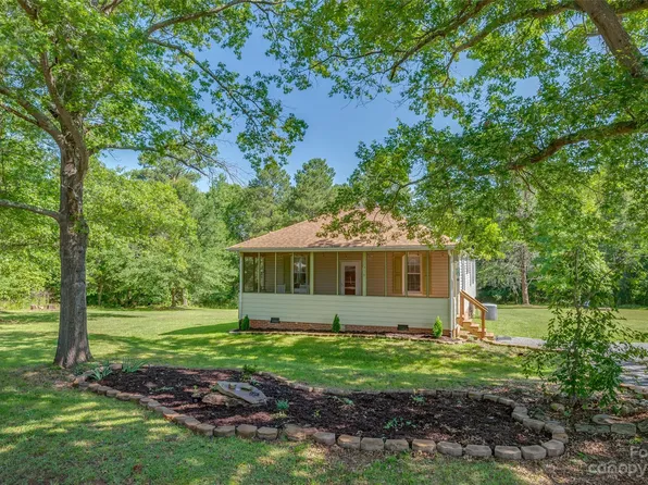 1358 Old Us Highway 221a, Mooresboro, NC 28114
