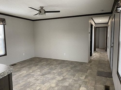 3rd image of 1720 Pinecroft Dr