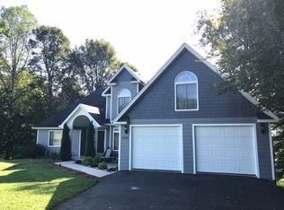 1009 Cliffside Dr, Russell Springs, KY
