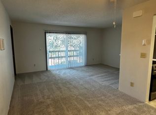 15510 6th Ave SW APT 10, Seattle, WA 98166