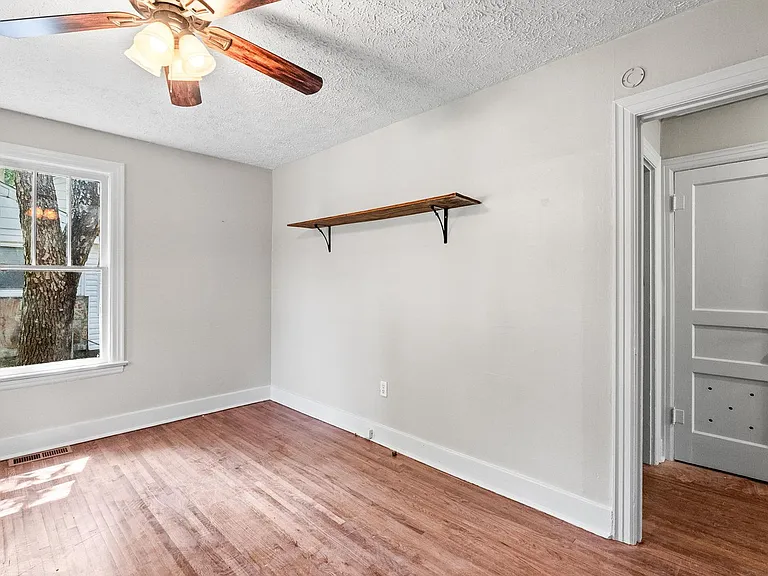 5617 Lee Ave — Photo 12