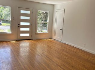 2807 Breeze Ter #B, Austin, TX 78722