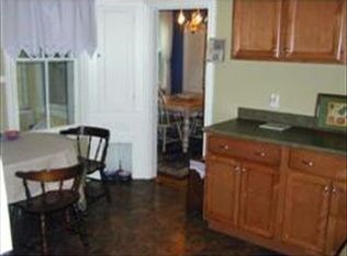 27 Laurel Ave, Haverhill, MA 01835