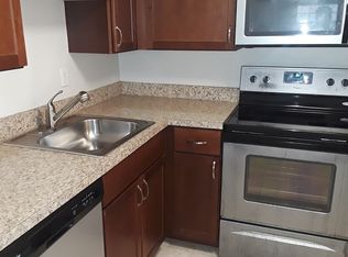 139 Broadmeadow St APT 1, Marlborough, MA 01752