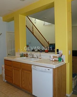 3rd image of 9742 Thistle Dew Ave