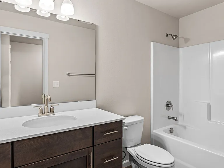 6716 W Washington Ave — Photo 22