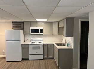 2420 Shaker Ct APT 6, Bettendorf, IA