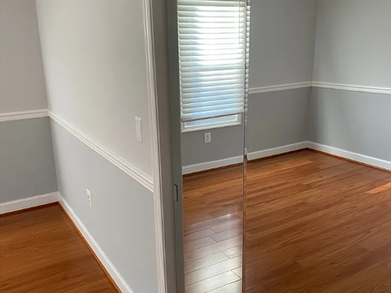 438 Main St #NEW ROOM 600 AVAILA — Photo 3