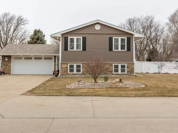 209 Buckley St, Sloan, IA 51055