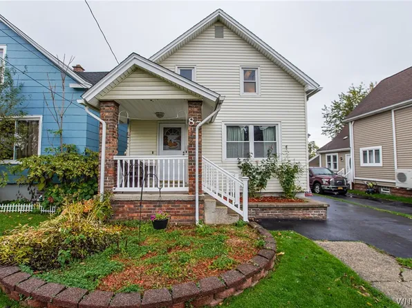 87 Rosary Ave, Lackawanna, NY 14218