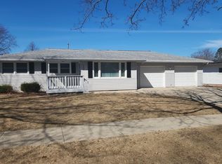 1521 State St, Algoma, WI 54201