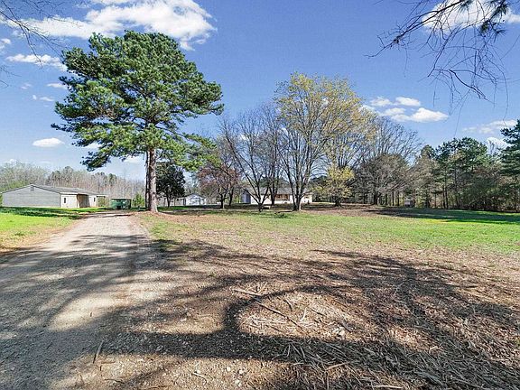 2nd image of 861 Union Church Rd