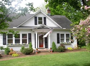 35 Judson Ave, Woodbury, CT 06798