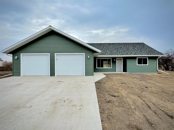 106 Front St, Tracy, MN 56175