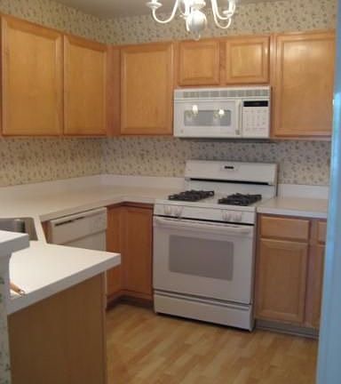 2nd image of 13117 Millhaven Pl APT J