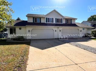 989 Wishart Ave, De Pere, WI 54115