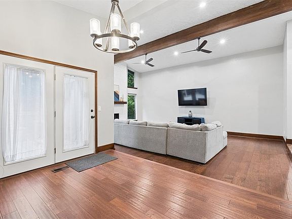 5th image of 7616 Wegner Way