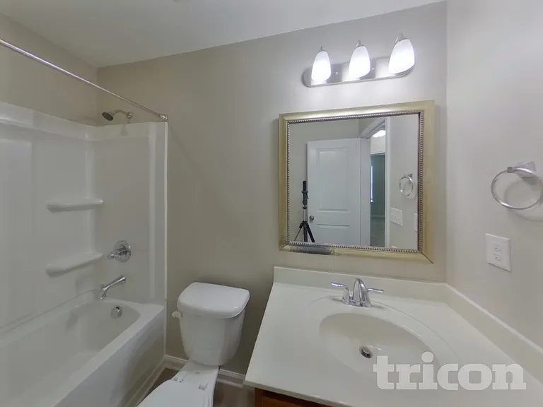 437 Eastfair Dr — Photo 15