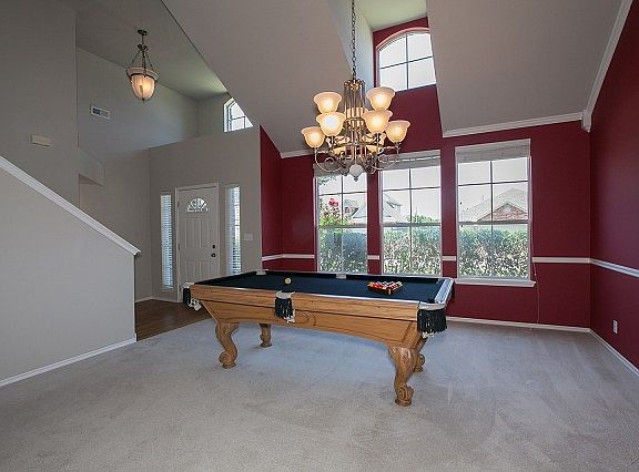 Formal Dining Rm with Vaulted Ceiling