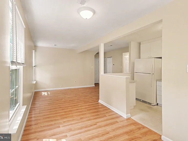 831 Jackson St #A — Photo 7