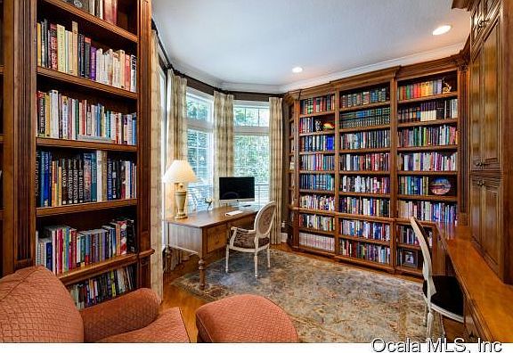 4th image of 7507 SE 12th Cir