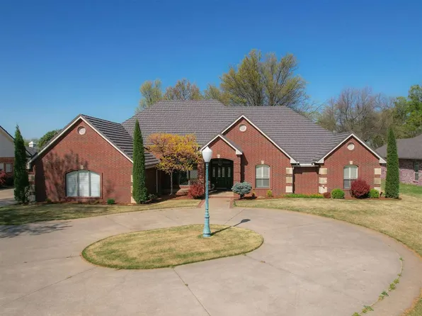 2900 N Pecan Rd, Ponca City, OK 74604